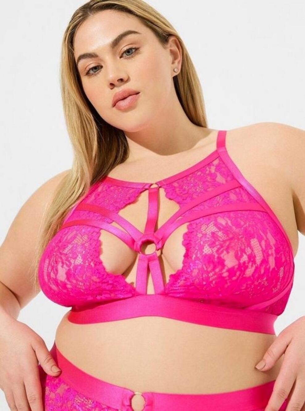 NWT Torrid Pink Lace Strappy Bralette 2X O-Ring Cage Cutout Criss Cross Bra New